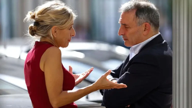 Crisis en el Gobierno Español: Sumar Solicita Reunión Urgente con el PSOE