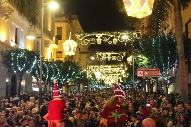 El Adorno Navideño que Desata Risas y Controversias en Ceuta