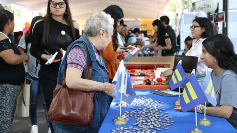 Iniciativas para la Inserción Laboral de Personas Mayores: Un Enfoque Necesario