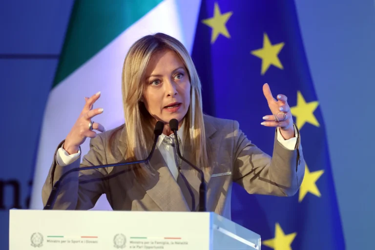Italia y su postura ante el conflicto en Irán: Un análisis de la intervención de Giorgia Meloni