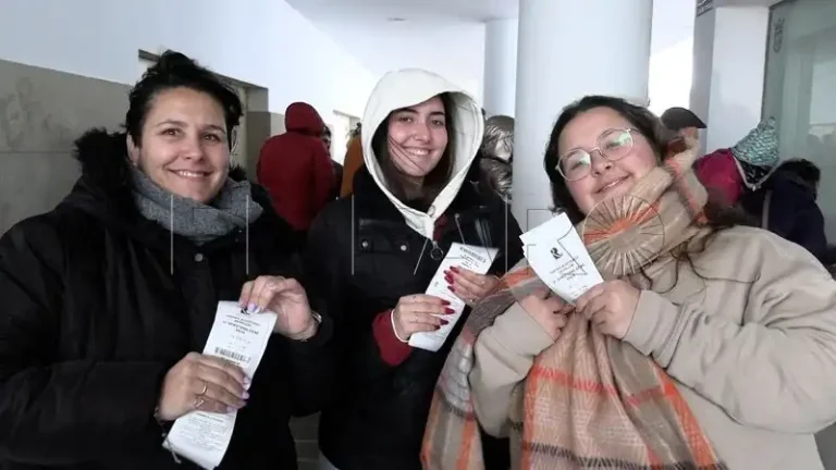 La Pasión por el Carnaval: La Apertura de Entradas para el COAC 2026 en Ceuta