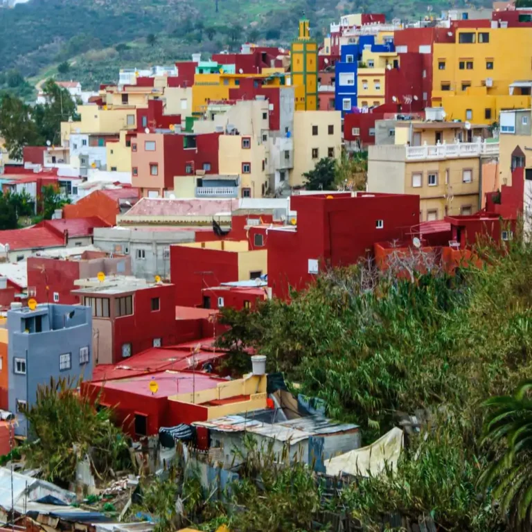 Oportunidad de Inversión: Subasta de Vivienda en Ceuta