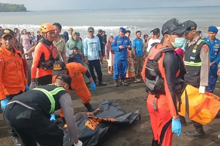 Tragedia Familiar en Bali: Naufragio Cobra Cuatro Vidas