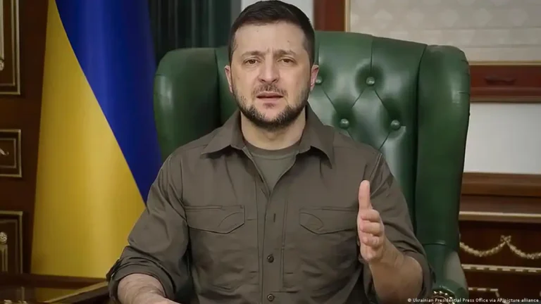Zelenski Denuncia el Ataque Ruso y su Impacto en las Negociaciones de Paz