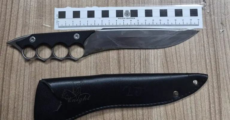 Detenido en Ceuta con cuchillo de 26 cm: ¿qué implica legalmente la tenencia ilícita de arma blanca?
