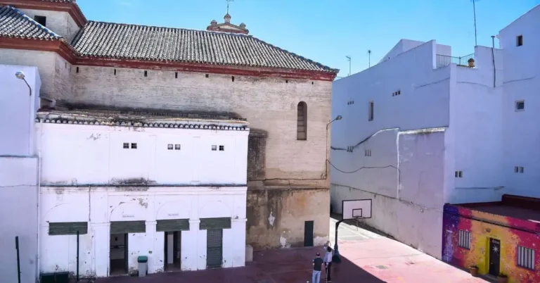 Iglesia de San Pedro de Alcántara Sevilla: ¿es patrimonio público o propiedad privada?